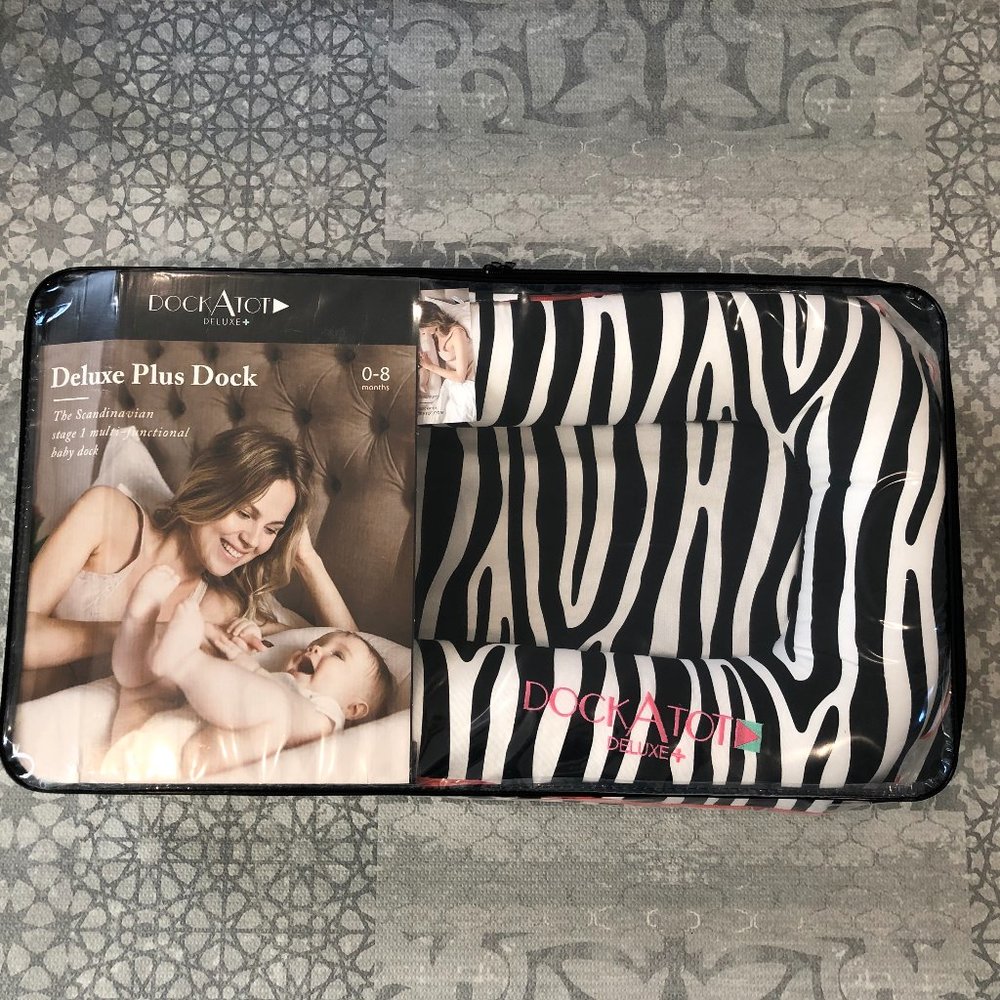 Dockatot Deluxe+ Dock Zebra Print NIP NWT